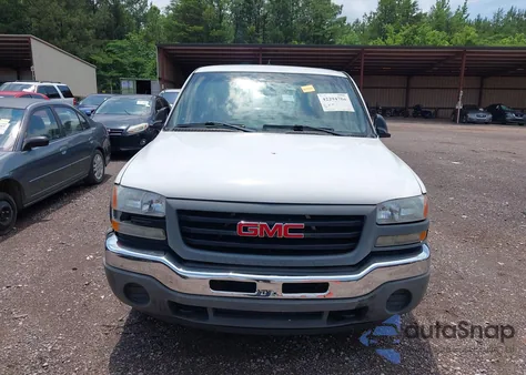 2005 GMC Sierra 1500 Work Truck z USA, uszkodzony, nr VIN 1GTEC14X25Z171247